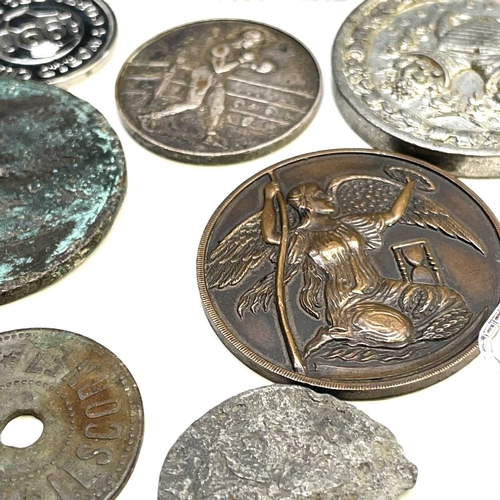 137 - 18th and 19th Century Tokens plus other Advertising, Royalty, Tokens and Medallions, etc. Comprising... 