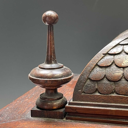 2903 - A German Winterhalder and Hofmeier oak architectural bracket clock, with turned finials and matt bra... 