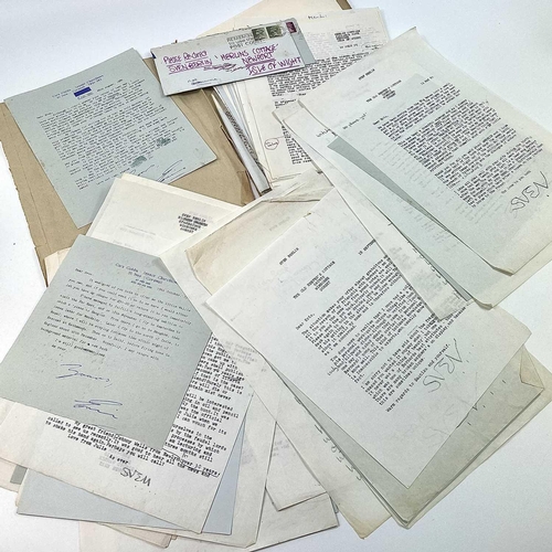 263 - Sven BERLIN (1911-1999) A folder of correspondence between Berlin and Eric Quayle, dated between 197... 