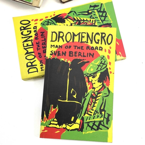 334 - Sven BERLIN (1911-1999) Dromengro: Man of the Road Two 1st edition copies published in 1971 by Colli... 