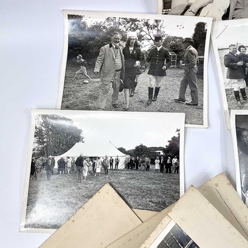 451 - Sven BERLIN (1911-1999) Sven and Julia Berlin's wedding photographs A collection of photographs date... 