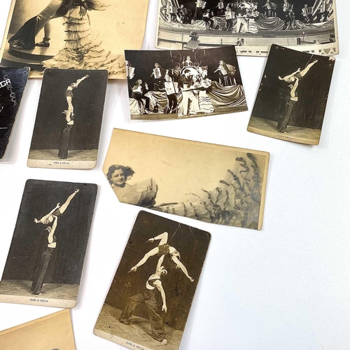 8 - Sven BERLIN (1911-1999) Adagio dance photographs and postcards A collection of numerous photographs ... 