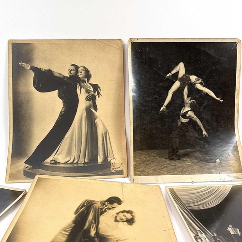 8 - Sven BERLIN (1911-1999) Adagio dance photographs and postcards A collection of numerous photographs ... 