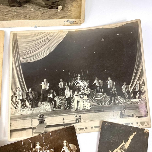 8 - Sven BERLIN (1911-1999) Adagio dance photographs and postcards A collection of numerous photographs ... 