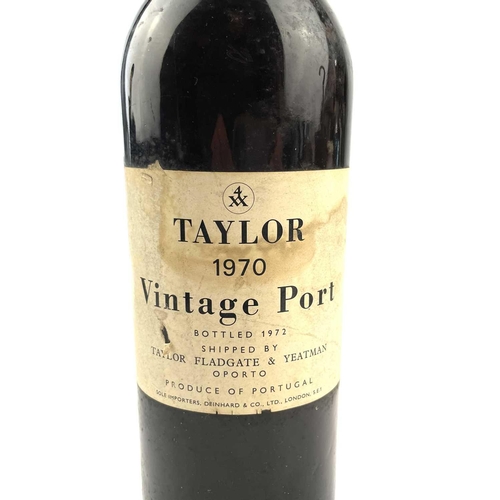 123 - A bottle of Taylor 1970 vintage port bottled 1972 Shipped by Taylor Fladgate & Yeatman Oporto.