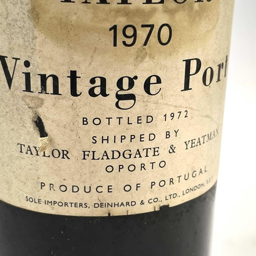 123 - A bottle of Taylor 1970 vintage port bottled 1972 Shipped by Taylor Fladgate & Yeatman Oporto.