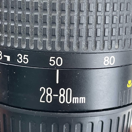 144 - A Canon Zoom Lens EF 80-200mm 1:4.5-5.6 serial number 4506101A, Canon Zoom Lens EF 28-80mm 1:3.5-5.6... 