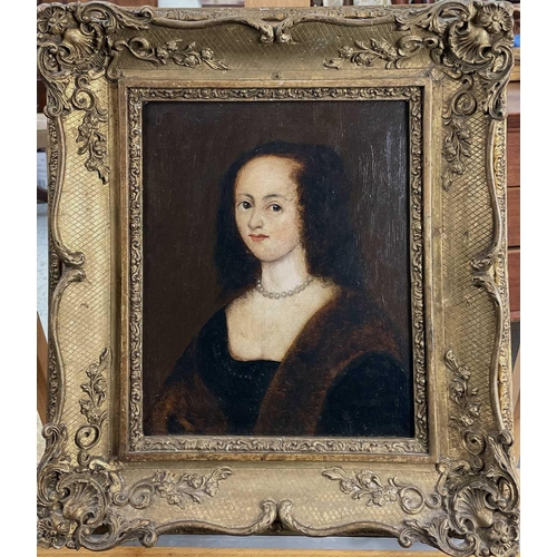 1468 - Continental School 18th century Lady with a pearl necklace, oil on panel, 26X21.5cm, gilt frame.