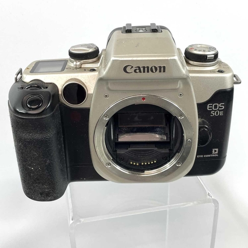 148 - A Canon EOS 1000F SLR camera serial number 3336289 fitted with Canon Zoom Lens EF 35-80mm lens toget... 