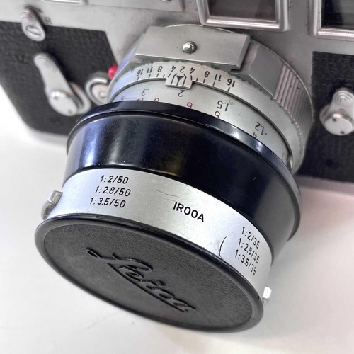 163 - A Leica Rangefinder M3 (Chrom-SS) chrome 1963 serial number 1070513 fitted with a Leitz Wetzlar Summ... 