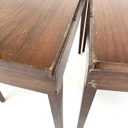 1842 - A mahogany ship's dining table, comprising two D sections, with removable raised ends, on square leg... 