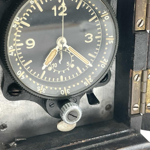 220 - A WWII Luftwaffe Junghans Borduhr cockpit clock serial number 648707 movement stamped J30 BZ XXXI, i... 