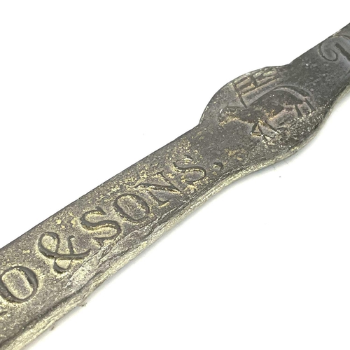 256 - A Bolitho & Sons Penzance tin ingot bar length 35.5cm