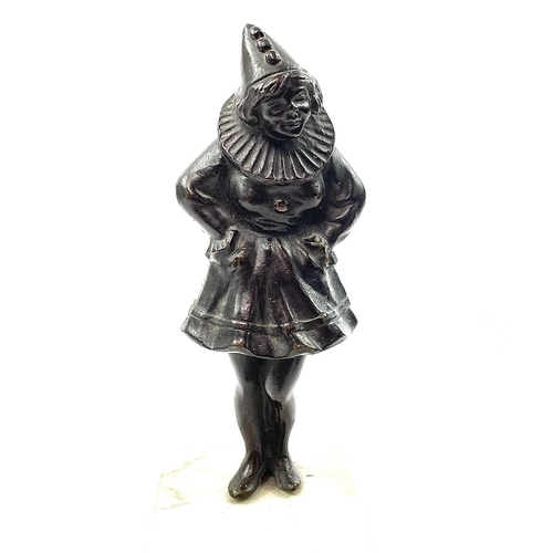 67 - A French Art Deco bronze figure of a female clown signed Bock, on a stepped marble base, height 17cm... 