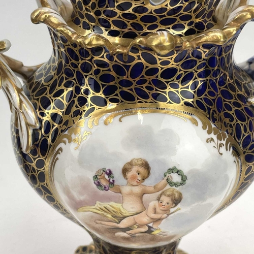 829 - Pair of English porcelain pot pourri vases and covers, circa 1830, with blue and gilt cell borders a... 