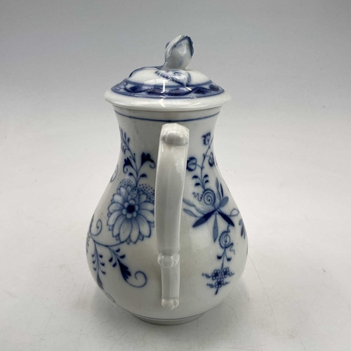 872 - A Meissen onion pattern porcelain coffee pot/hot water jug, circa 1890, of baluster form with blue p... 