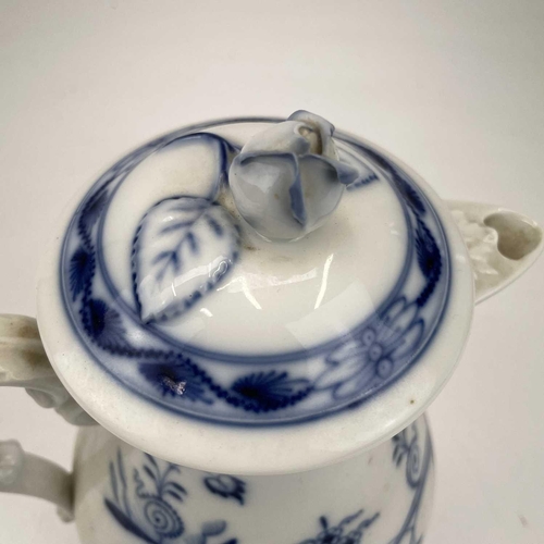 872 - A Meissen onion pattern porcelain coffee pot/hot water jug, circa 1890, of baluster form with blue p... 