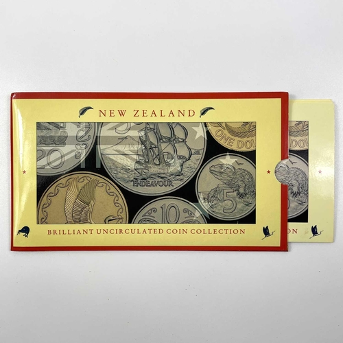 132 - New Zealand Uncirculated Bank Note and Coin Sets (x5) Including Lord of the Rings interest. Comprise... 