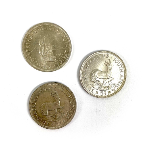 134 - South Africa Pre and Post Independence Silver and Other Coinage. Comprising 5/- bright silver coins ... 