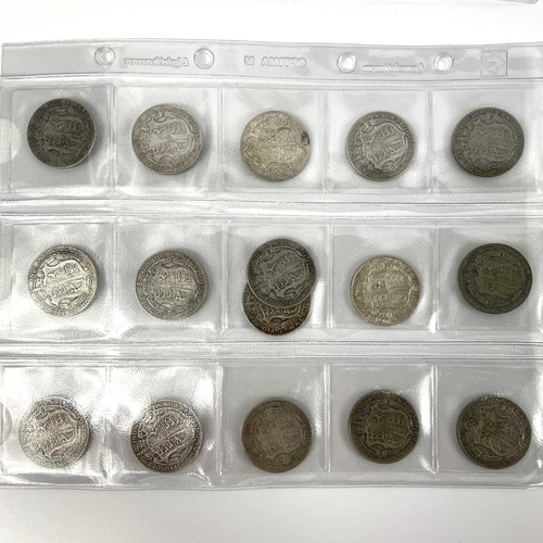 235 - Great Britain Half Crowns, A Good Base Collection Ranging From 1819 to 1970. Comprising: 1. Pre 1920... 