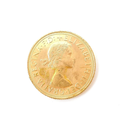 266 - Great Britain 1959 Queen Elizabeth II Gold Sovereign. A 1959 gold sovereign.