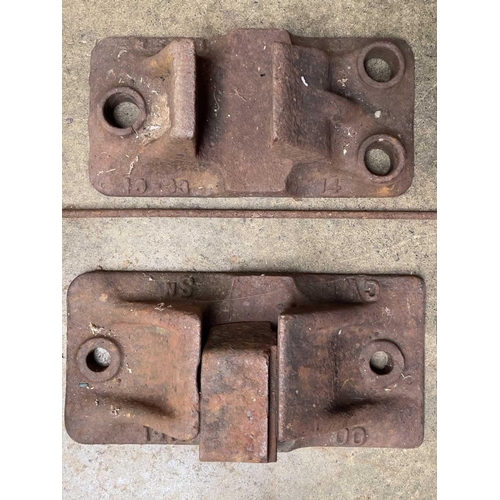 699A - Cast Iron Railwayana, Bricks etc. Comprising a pierced iron GWR signal finial on square stand height... 