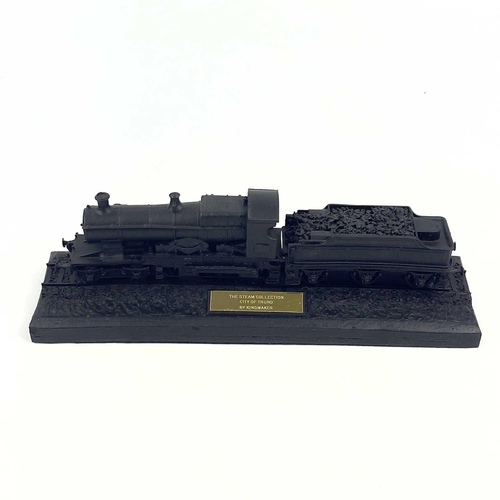 699F - Railway/Transport Misc. Items. Including mondern U.S.A. tinplate engine, two coal model engines inc.... 