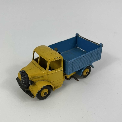 700 - Dinky Toys x 3 (2 boxed). Massey-Harris tractor Dinky toy 300 in very good condition (minor chipping... 