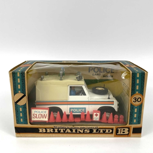 702 - Die Cast Land Rover/Range Rover Models (x7). Comprising 6 various boxed manufacturers in different s... 