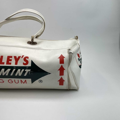 952 - England Cricket Interest - A Signed Wrigley's Spearmint Sports Holdall Bag by Alan Lamb. A double-ha... 