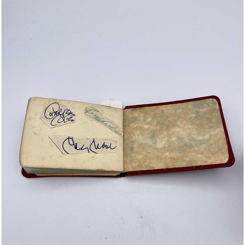 981 - Autograph Albums. Signatures include Enid Blyton, Diana Dors, Frank Sinatra, Randolph S. Churchill (... 