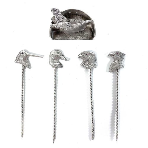 325 - Contemporary .999 fine silver 'Game Bird' picks by James Suddaby. The eyes of the bird head finials ... 