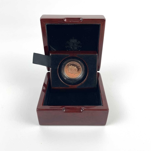 340 - A 2019 full sovereign coin. Within fitted box and Royal Mint certificate.