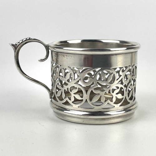 78 - A George VI silver four division toast rack, Sheffield 1949. Together with a pair of hinge lidded mu... 