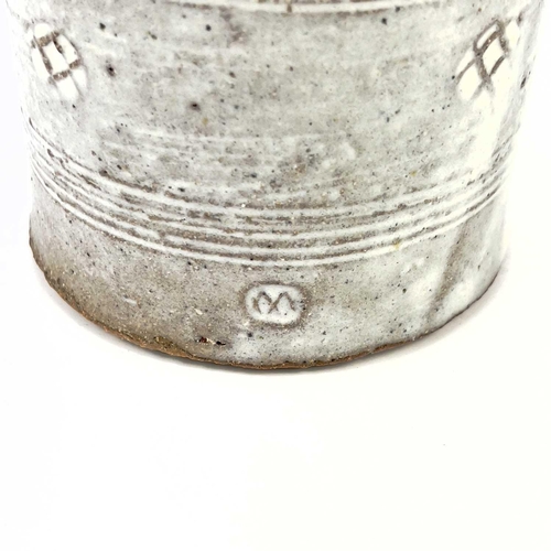 463 - William 'Bill' MARSHALL (1923-2007) Cylindrical Pot Impressed makers mark Height: 17cm Diameter: 11c... 