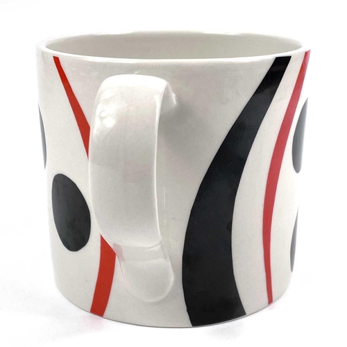 466 - Terry FROST (1915-2003) Black and Red Mug Facsimile signature to base Height: 10cm Diameter: 11cm