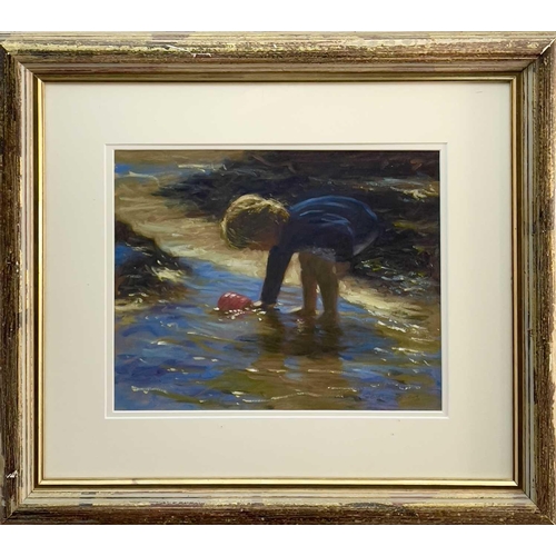 672 - Steven JONES (1959) Child in a Rockpool Oil on board 
Signed 
25 x 31cm.