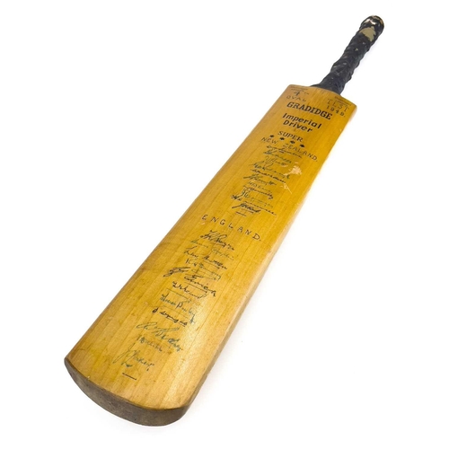 149 - A Signed 1949 cricket bat 4th New Zealand test at The Oval. The signatures include Len Hutton, Denis... 