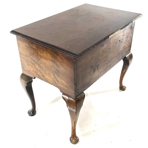 1814 - A George III mahogany side table or lowboy. Fitted with a long drawer above two short drawers and ra... 