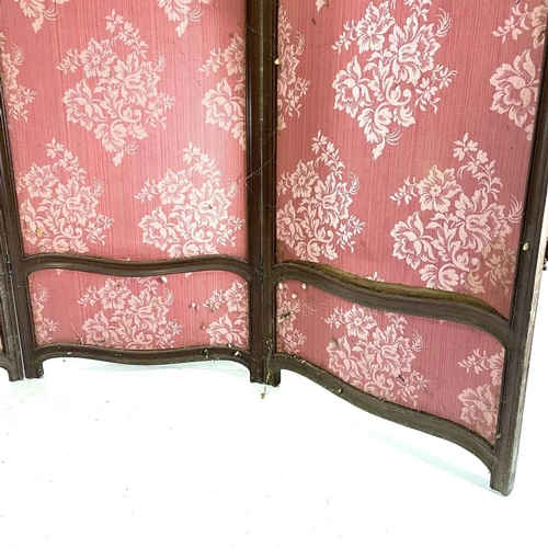 1869 - A French mahogany three-fold screen. Circa 1900, each section with shaped leaf carved tops, overall ... 