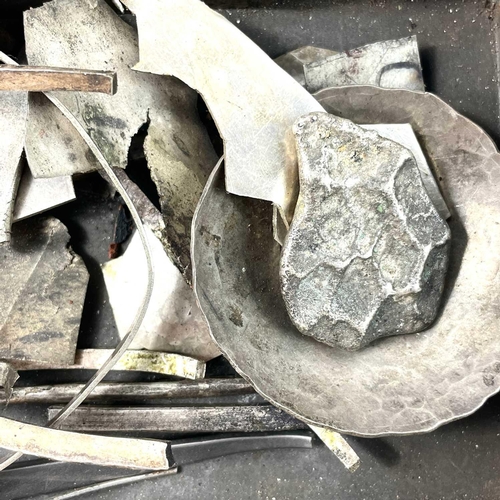 265 - A small quantity of silver and white metal scrap. Also including a Chinese napkin ring, an unused 18... 