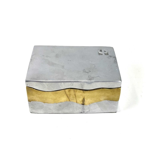 502 - A David Marshall (b.1942) aluminum and brass 'Brutalist' jewellery box. Height 5cm, width 11.5cm, de... 