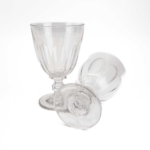 843 - A pair of Regency style large glass rummers. Heights 18.25cm and 18.5cm.