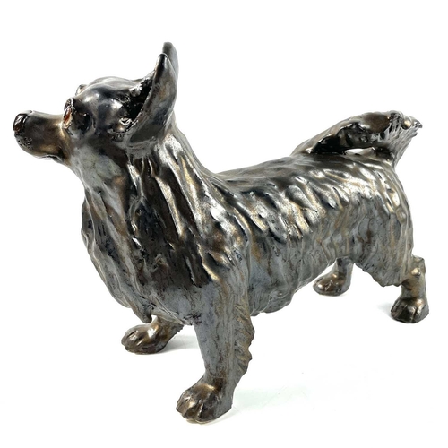 925 - Lynn DAVEY Chihuahua Ceramic sculpture with bronze glaze Signed with initials Height 25cm, length 32... 