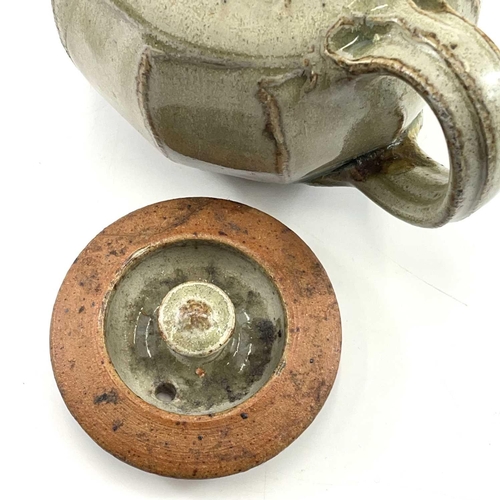 501 - Richard BATTERHAM (1936-2021) Cut-sided teapot Stoneware, 14cm.There is a glued replair to the lid, ... 