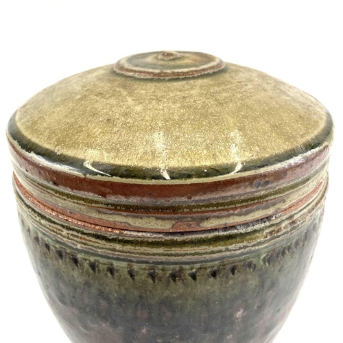 503 - Richard BATTERHAM (1936-2021) Caddy and Cover Stoneware, 21cm.There is a firing flaw between the lid... 