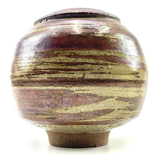 519 - Jason WASON (1946) Globular vessel Stoneware, impressed personal and Leach Pottery seals to base, 10... 