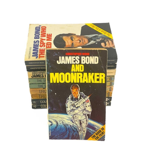 66 - Ian Flemings 'James Bond'. Thirteen paperbacks. Including 'Moonraker', 'The Spy Who Loved Me', 'For ... 