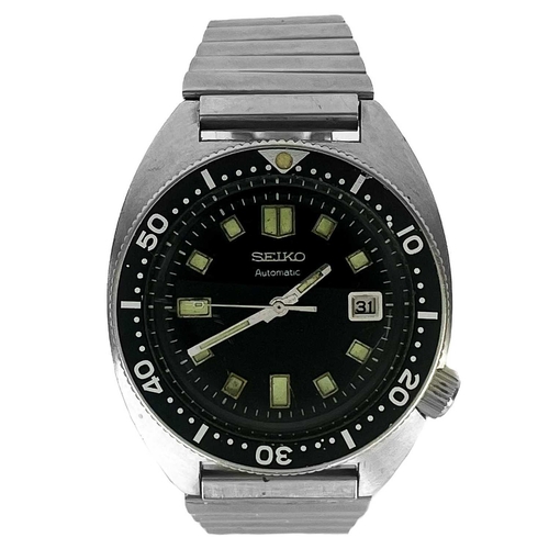 106 - A Seiko 1960's Automatic diver's stainless steel gentleman's wristwatch ref. 6105-8000. Seiko Diver'... 