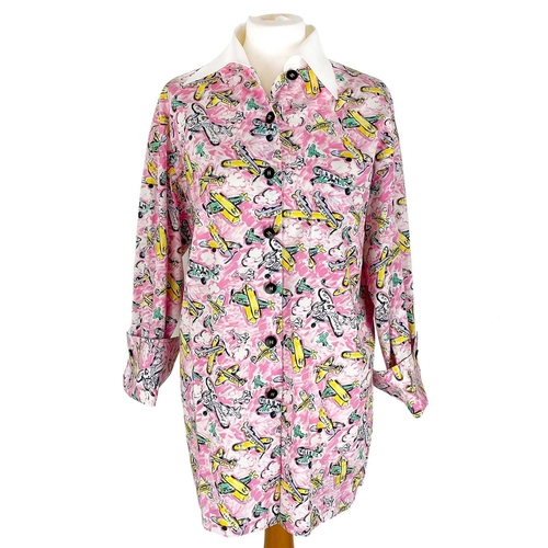 121A - A Chanel aeroplane design printed cotton shirt. Size medium.